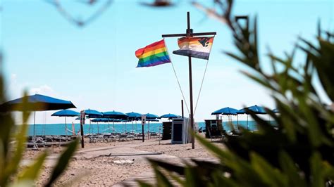 Locali gay a Livorno: Guida 2024